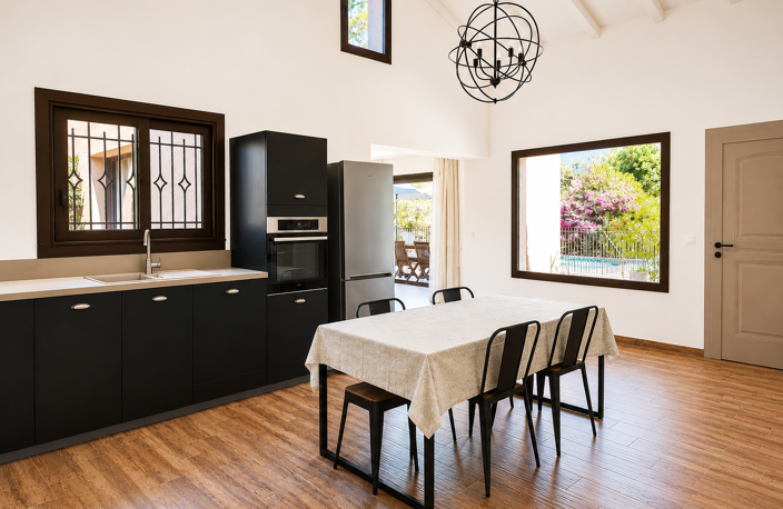 VILLA DE 115M2 DE TYPE 4  AVEC PISCINE AU COEUR DU VILLAGE D — photo 2