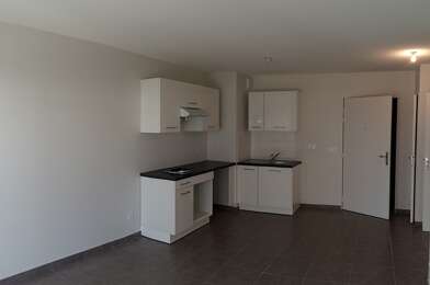 Appartement 2 pièces 671 €