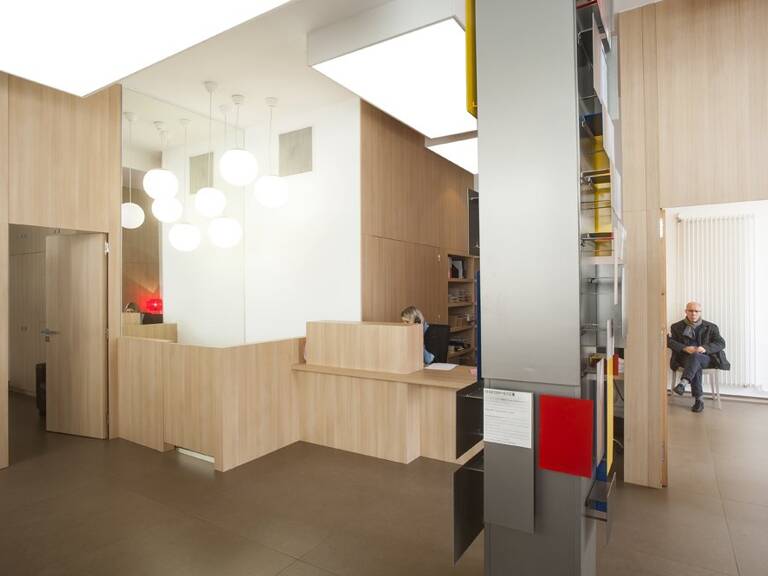 Local commercial — photo 1