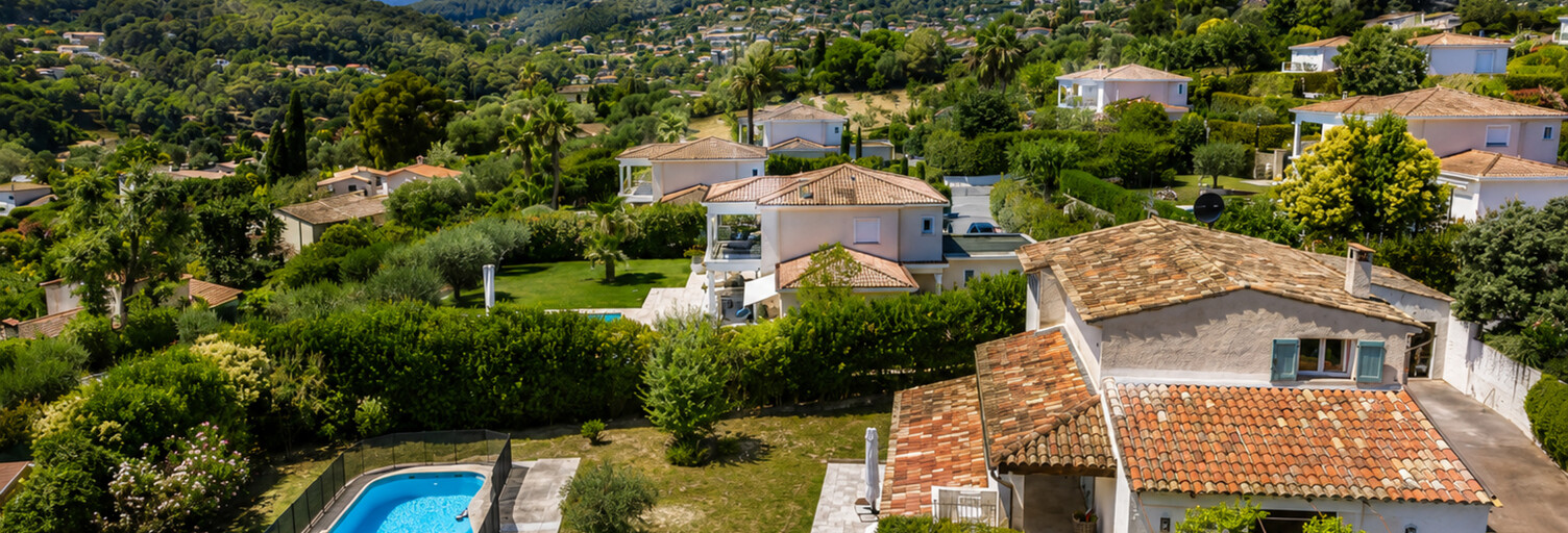 Maison 8 Pièces 200 m² à vendre à La Colle-sur-Loup (06480)
