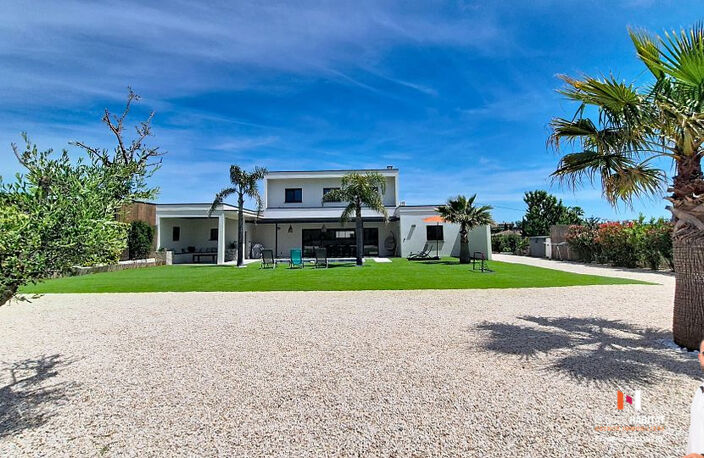 CLARENSAC -- Villa Contemporaine d'Exception Construction 202 — photo 2
