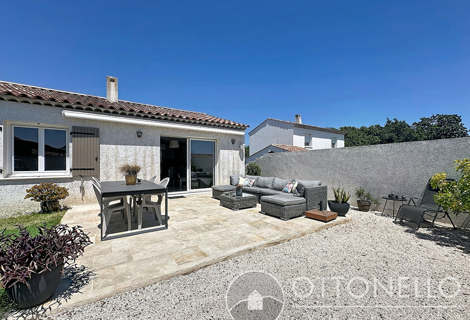 Maison Roquebrune Sur Argens 4 pièces 81,73 m2 sur 547 m2 de terrain avec garage — photo 1