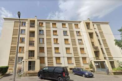 Appartement 4 pièces 695 €