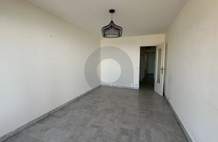 MENTON - TERRES CHAUDES: APPARTEMENT 2P AVEC VUE MER PANORAMIQUE — photo 5