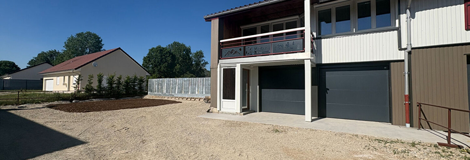 Maison 6 Pièces 106 m² à louer à Fort-du-Plasne (39150)