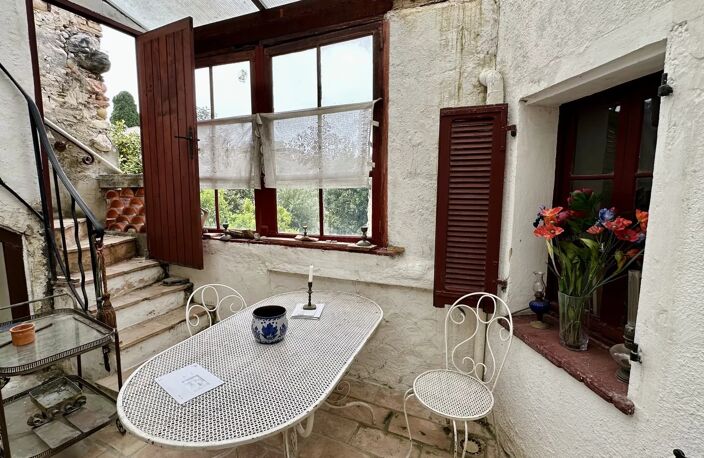 Haut de Cagnes - Maison de village à rénover avec terrasse sur le toit — photo 2