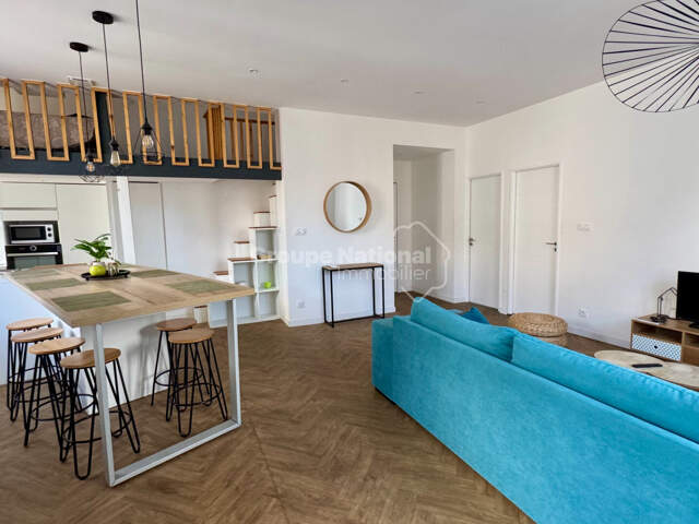 NÎMES - Appartement T2 de 67 m² - Dernier étage, proche Écusson — photo du bien