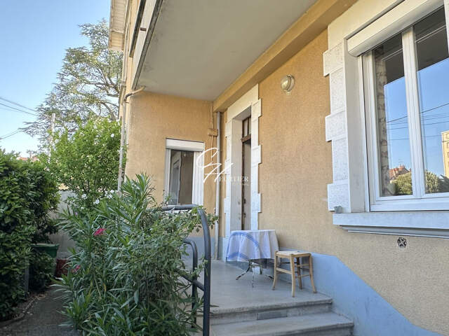 Grenoble - Maison individuelle avec 6 chambres — photo du bien
