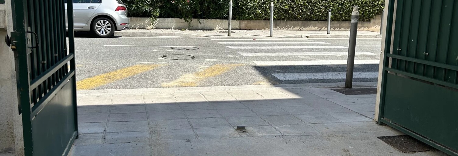Garage   m² à vendre à Nice (06100)