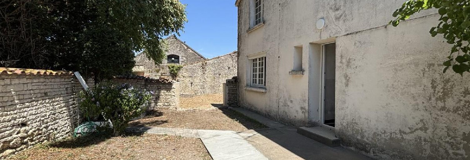 Maison 6 Pièces 195 m² à vendre à Marsais (17700)