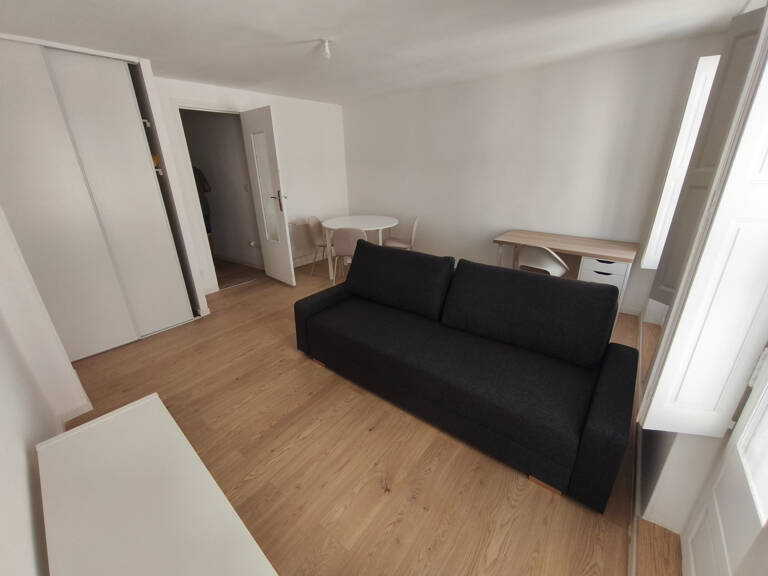 Loue studio 28m2 450 euros par mois — photo 1