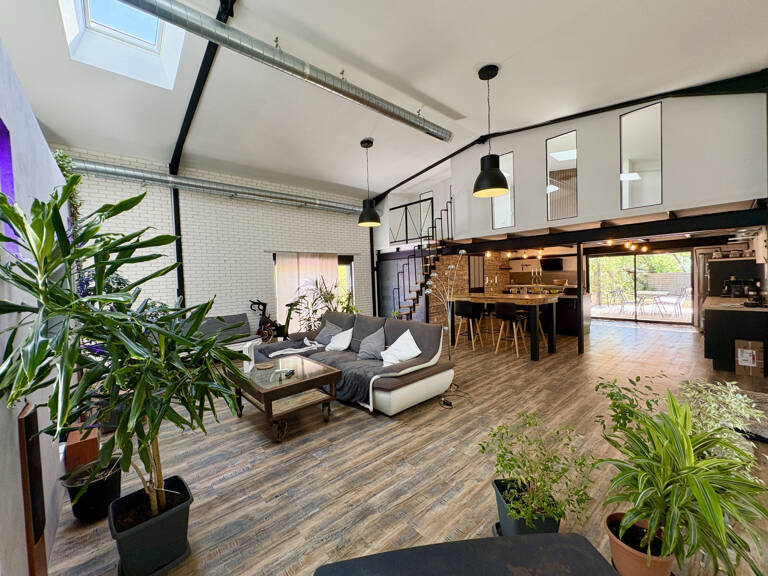 Villa contemporaine de 156 m2   3 suites   Terrain clos de 8 — photo 1