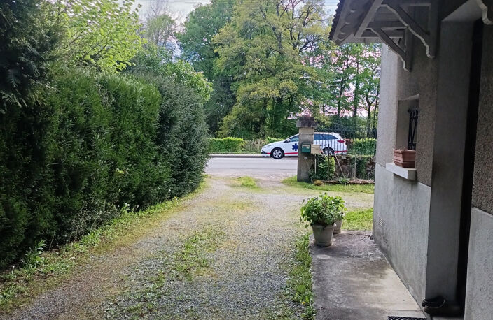 Bien composé de 2 logements et d'une parcelle constructible — photo 3