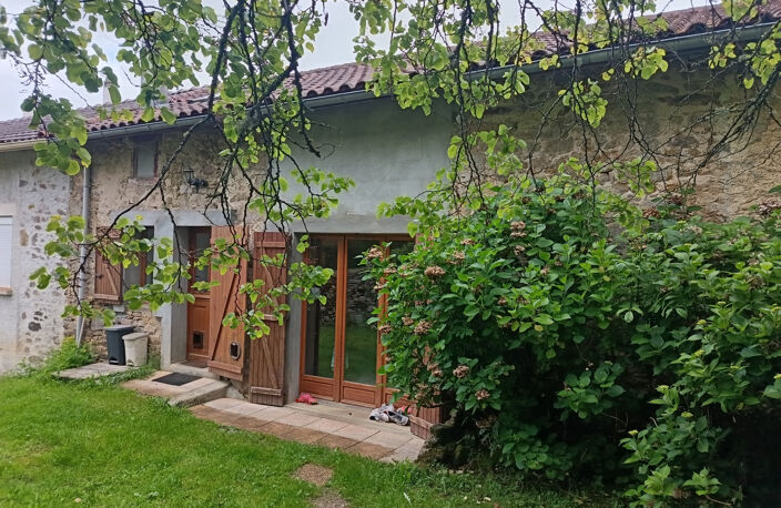 Maison 3 chambres en pierres avec grange — photo 2