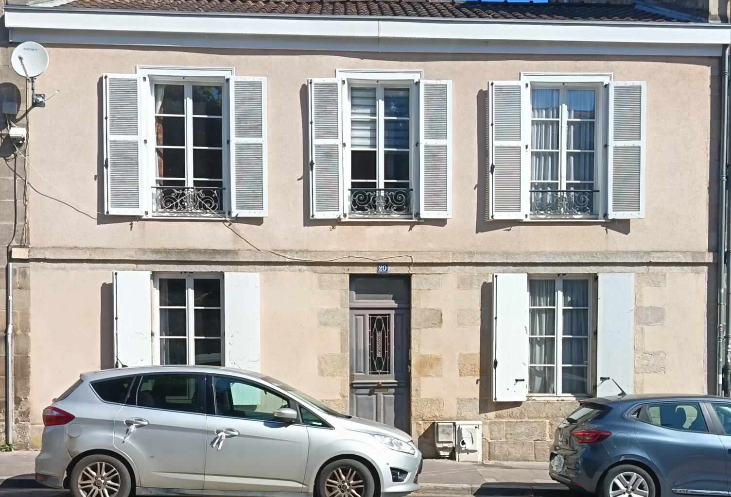 Maison de 148 m2, 3 chambres, secteur Galeries — photo 1