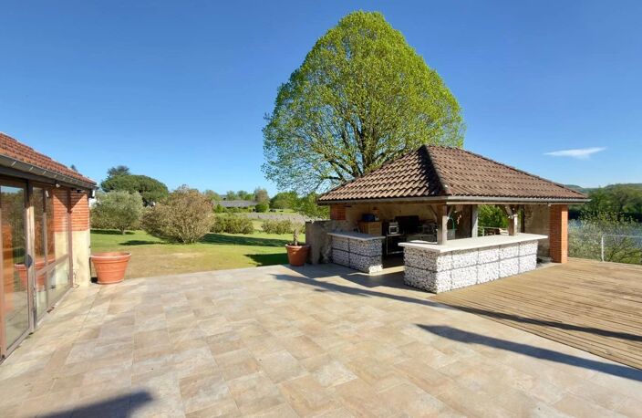 Superbe Maison de Maître située en bord de lot - 47300 — photo 2