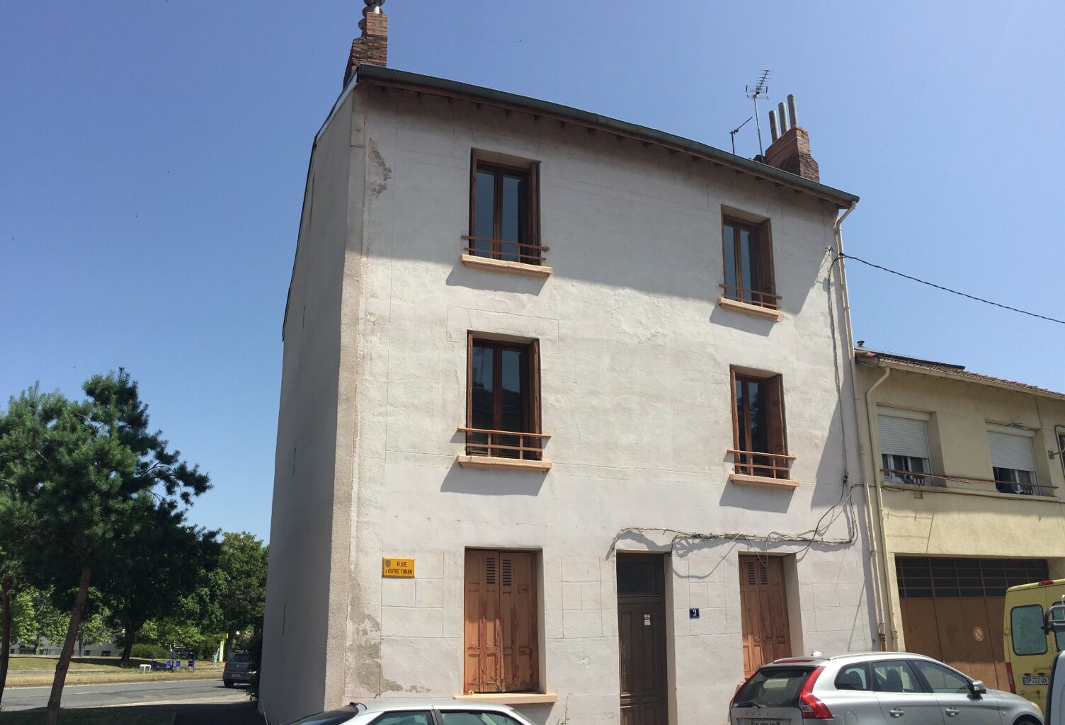 Vente immeuble   Saint-Étienne (42000) — photo 1