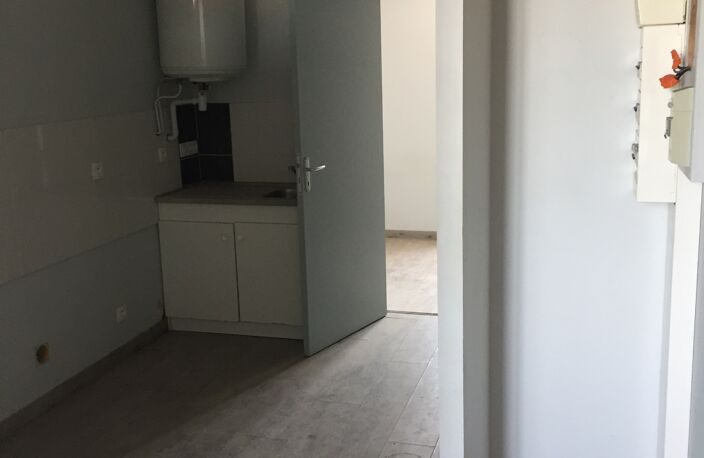 Vente immeuble   Saint-Étienne (42000) — photo 3