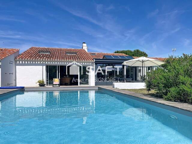 Grande maison en fond d'impasse proche du centre et des plages — photo du bien