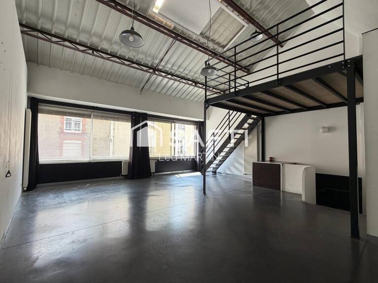 Loft - plein centre ville - CHOLET - 3 pièces — photo 1