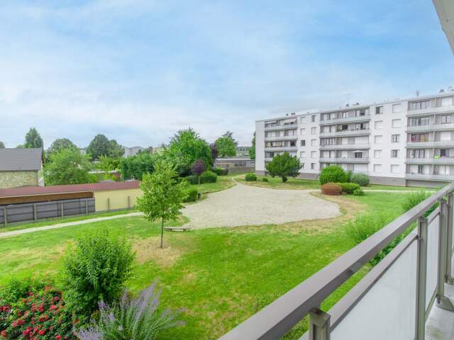 Appartement 59 m2, Carrez, au calme, T3, Bois d'Arcy, quartier de l'Eglise, et proche de toutes commodités! — photo du bien