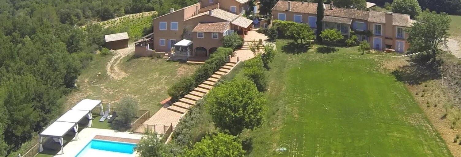 Maison 30 Pièces 879 m² à vendre à Châteauvert (83670)