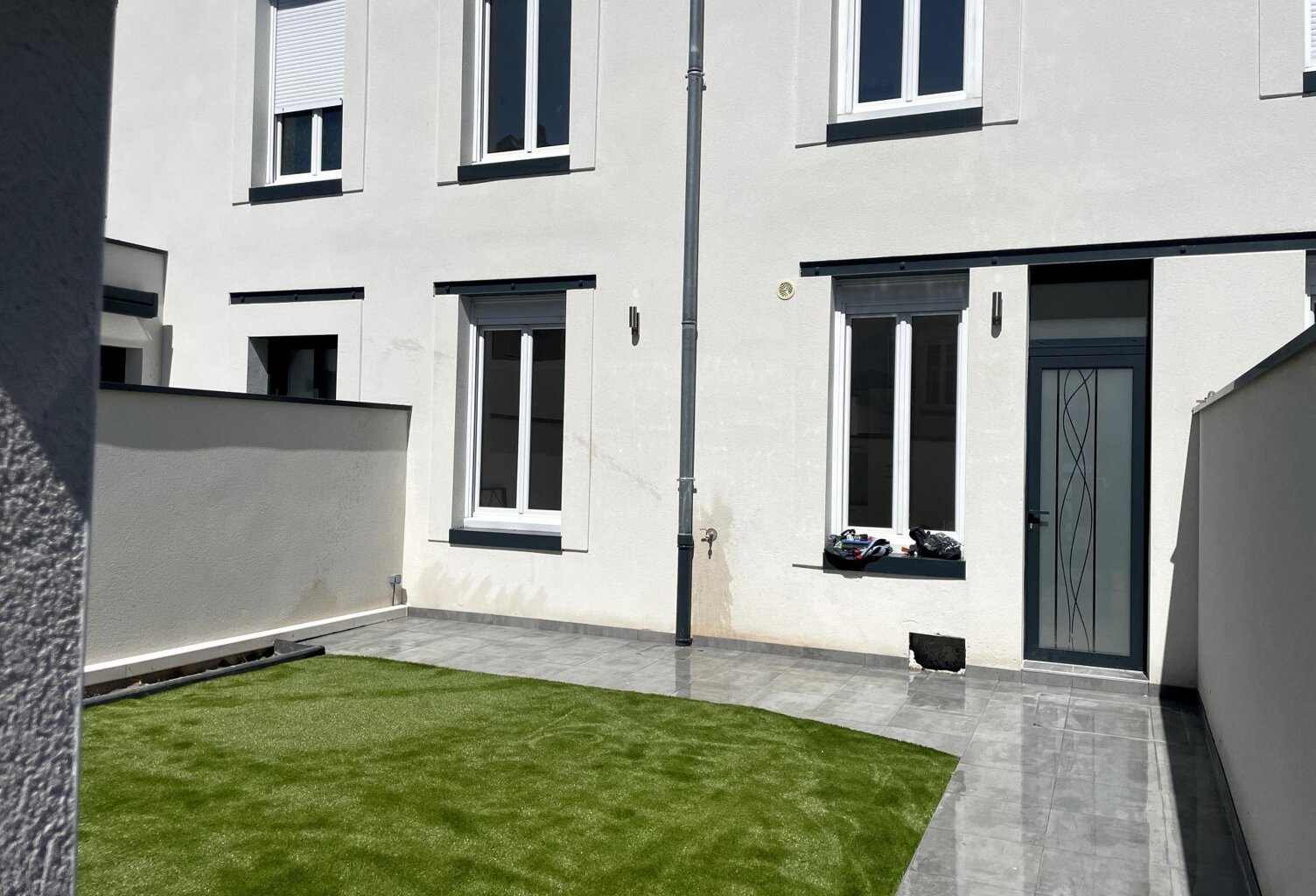 JAMIN, REIMS - MAISON DE VILLE RÉNOVÉE AVEC JARDIN — photo 1