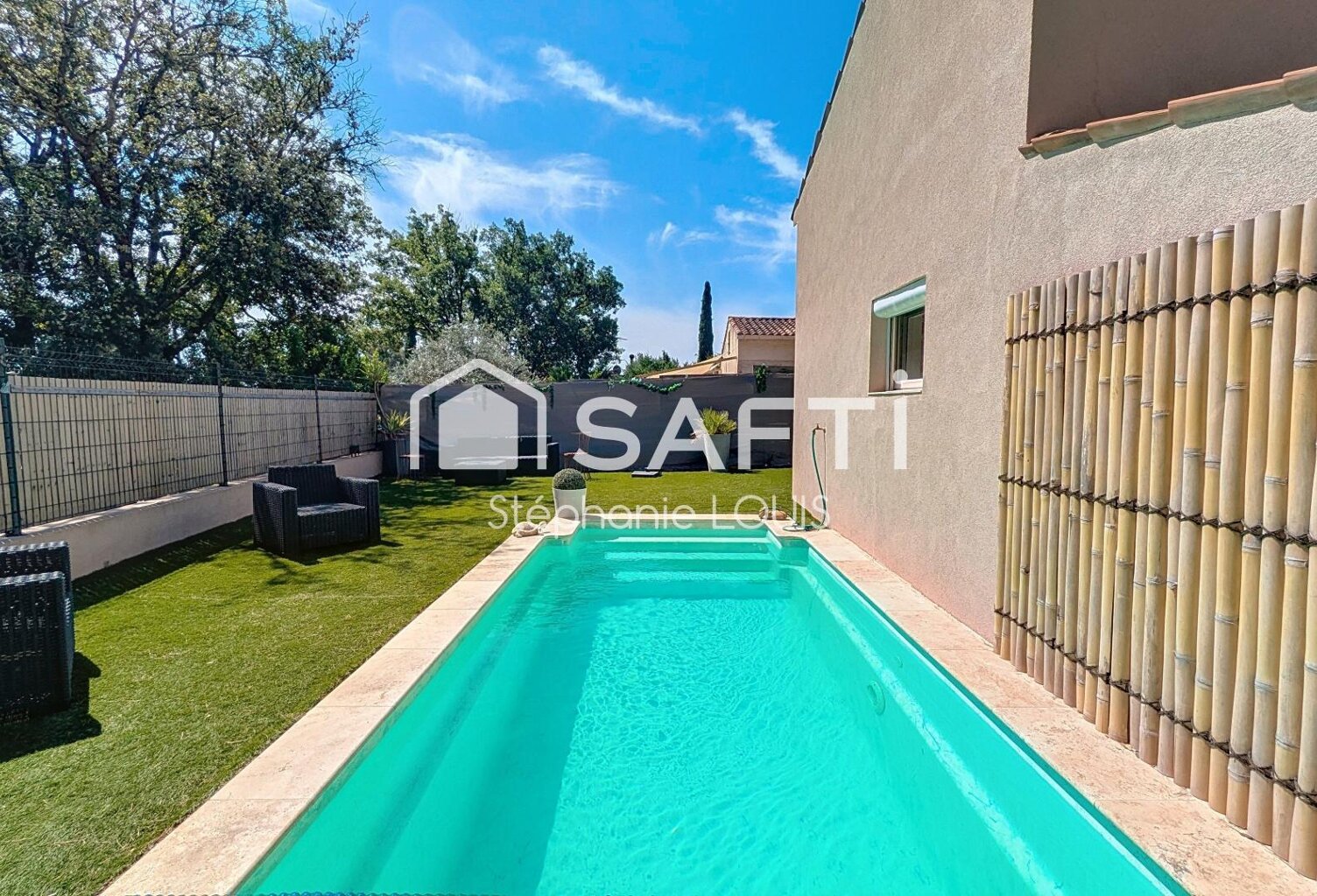 VILLA DE PLAIN PIED AVEC STUDIO ET PISCINE — photo 1