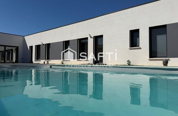Villa d'architecte contemporaine avec piscine  272 m² habitables  — photo 3