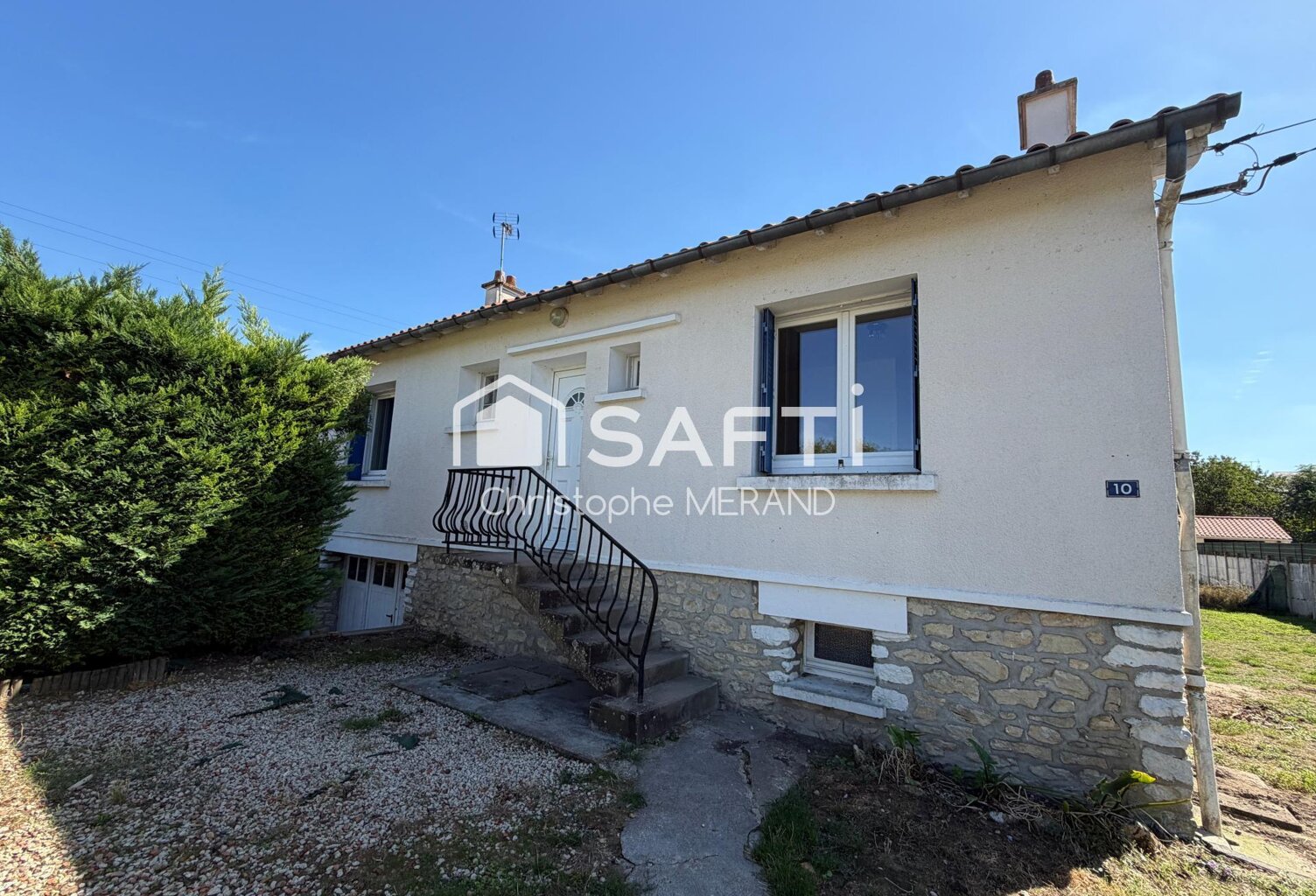 Deux maison dans le Centre de Dange Saint Romain — photo 1