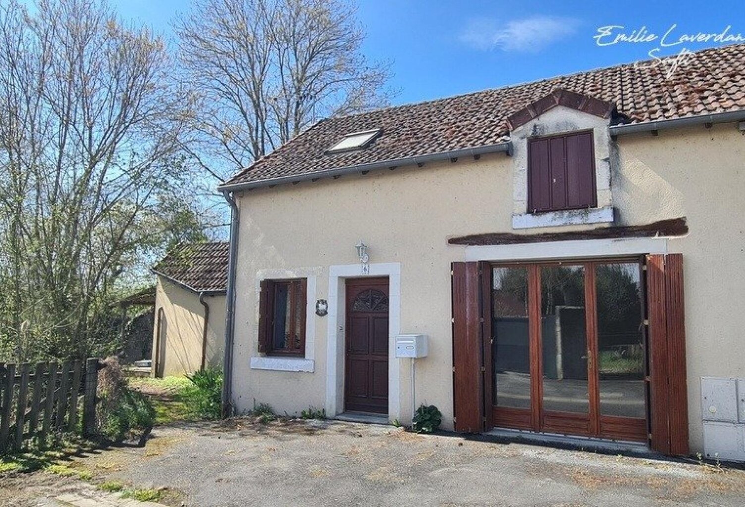 Maison de ville à Luant — photo 1