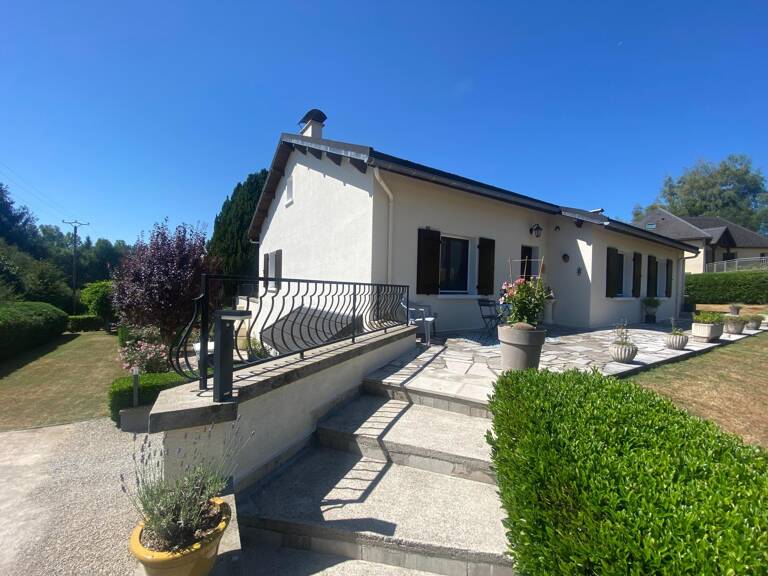 Maison  8 pièces 164m² — photo 1