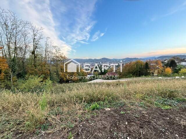 TERRAIN CONSTRUCTIBLE VIABILISE — photo du bien