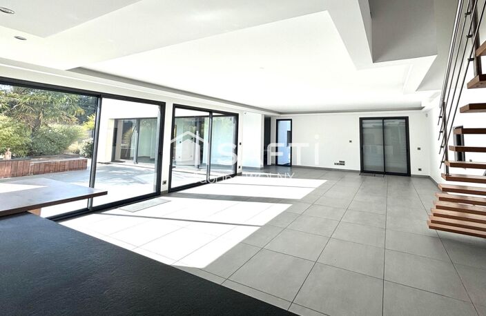 Villa d'architecte aux inspirations californiennes — photo 3