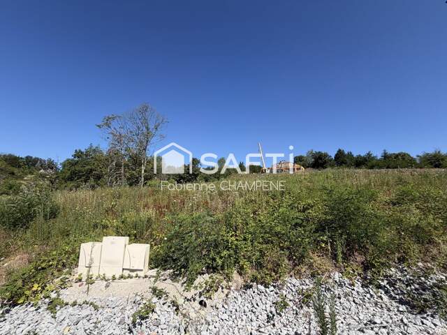 TERRAIN CONSTRUCTIBLE VIABILISE — photo du bien
