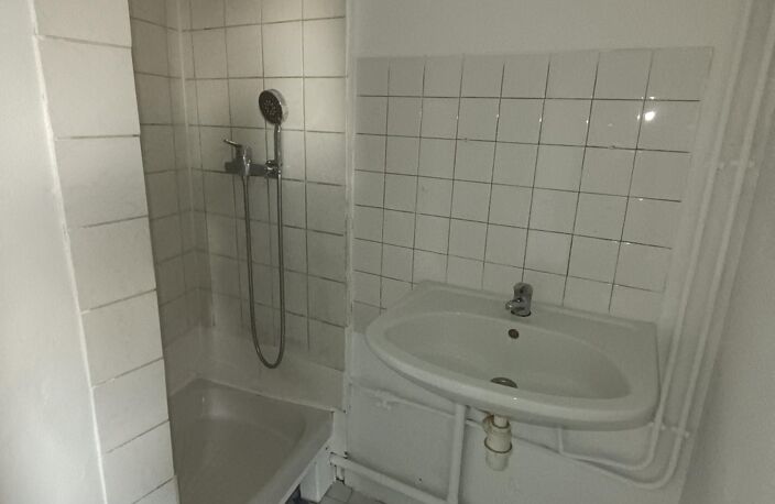 STUDIO 26M2 QUARTIER TRIBUNAL A PONTOISE — photo 5