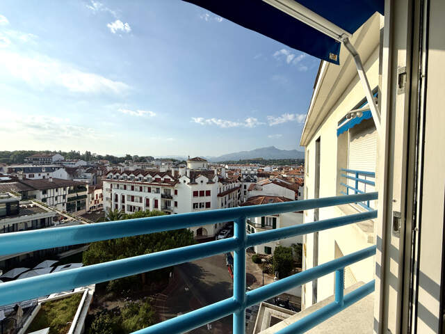 Appartement T1 BIS lumineux à 30 m de la Grande plage de St — photo du bien