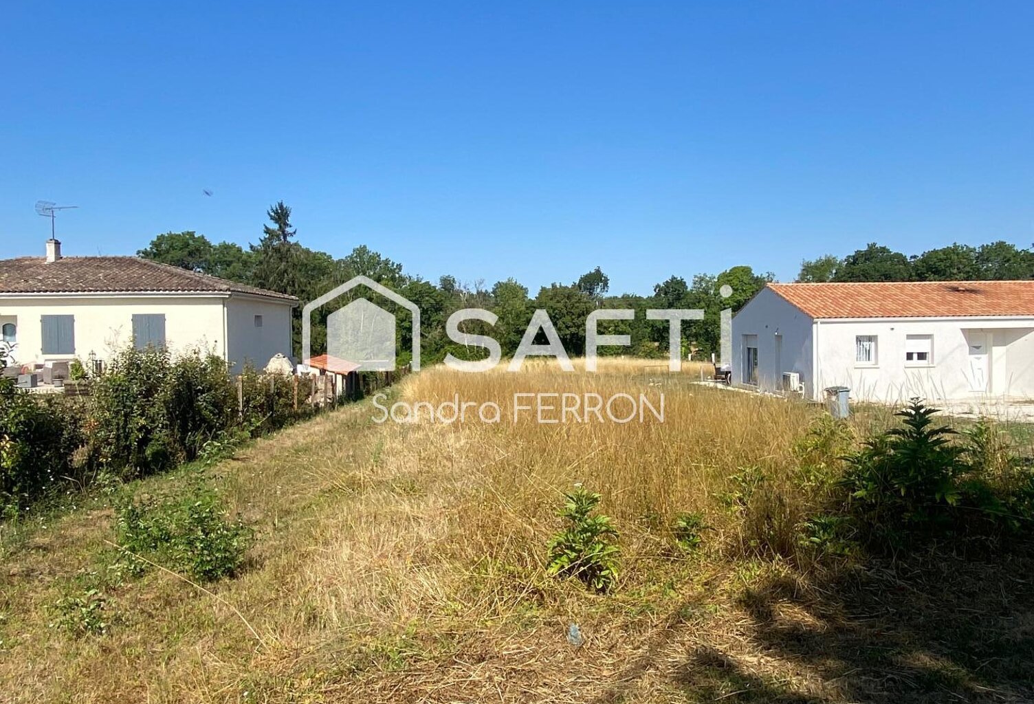 Terrain hors lotissement — photo 1
