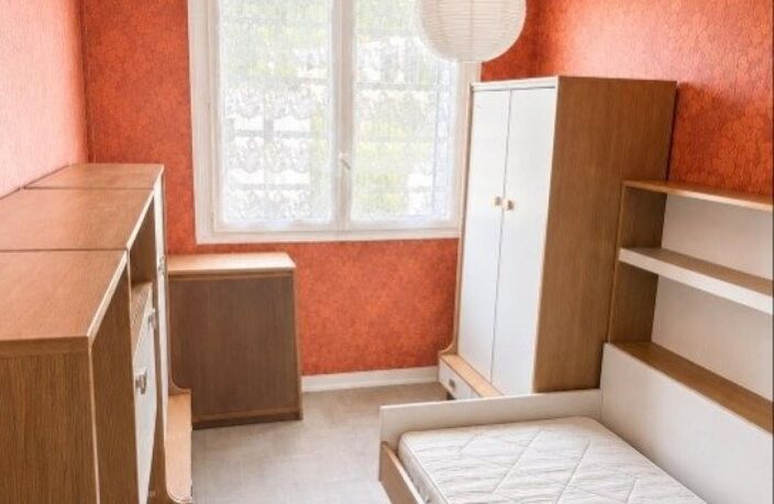 À Vendre  Appartement Traversant  de 68 m² VOIRON — photo 2