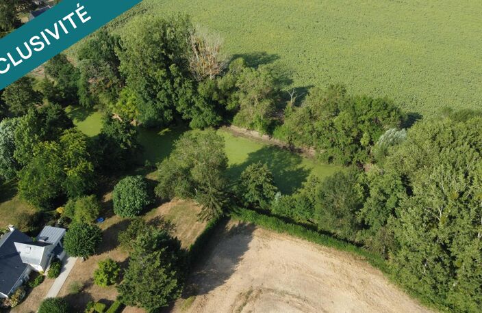 « Exceptionnelle demeure en pierre au cœur d'un écrin de verdure, où charme, authenticité et intimité se conjuguent dans un cadre préservé sans aucun vis-à-vis ! — photo 2