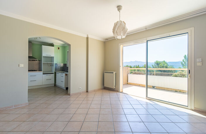 Appartement traversant T3 78,46 m2 garage et parking avec vu — photo 3