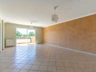 Appartement traversant T3 78,46 m2 garage et parking avec vu — photo 4
