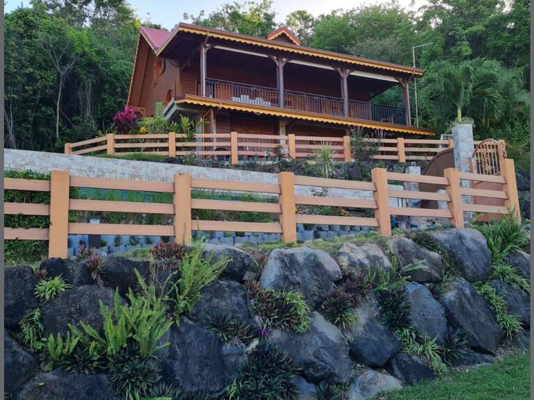 Villa sur 3 niveaux, locatif possible — photo 1