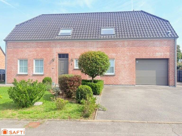 Maison individuelle contemporaine de 2012, dans un environnement calme et résidentiel ( Surface totale :165 m ².) — photo 1