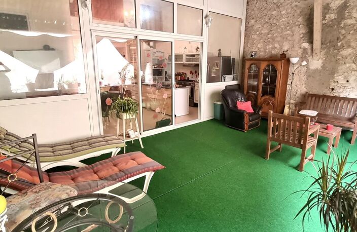 Maison de village (174 m2) avec Cour et garage — photo 2