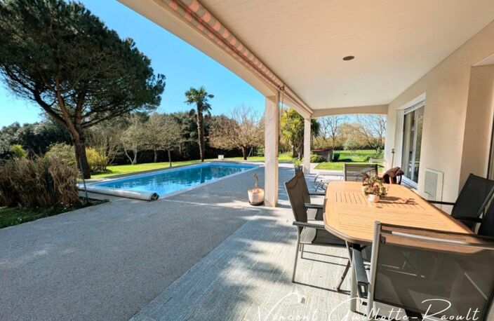 Maison/Villa 160 m² 5 pièces avec studio indépendant  Terrain clos et arboré de 3 500 m² avec piscine — photo 3
