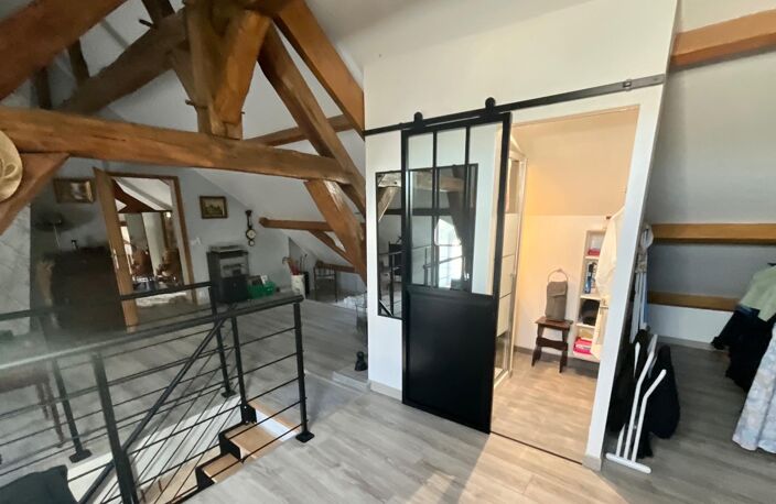 Maison au centre-ville de Mehun Sur Yevre — photo 5