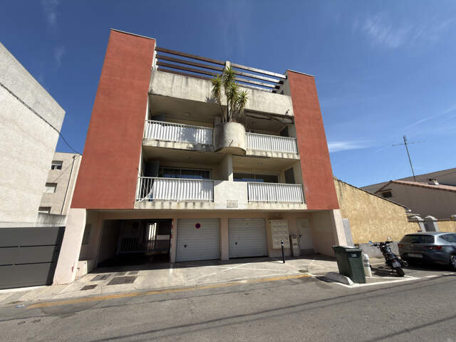 Exclusivité   Appartement P3 avec balcon, garage et cave   Q — photo du bien