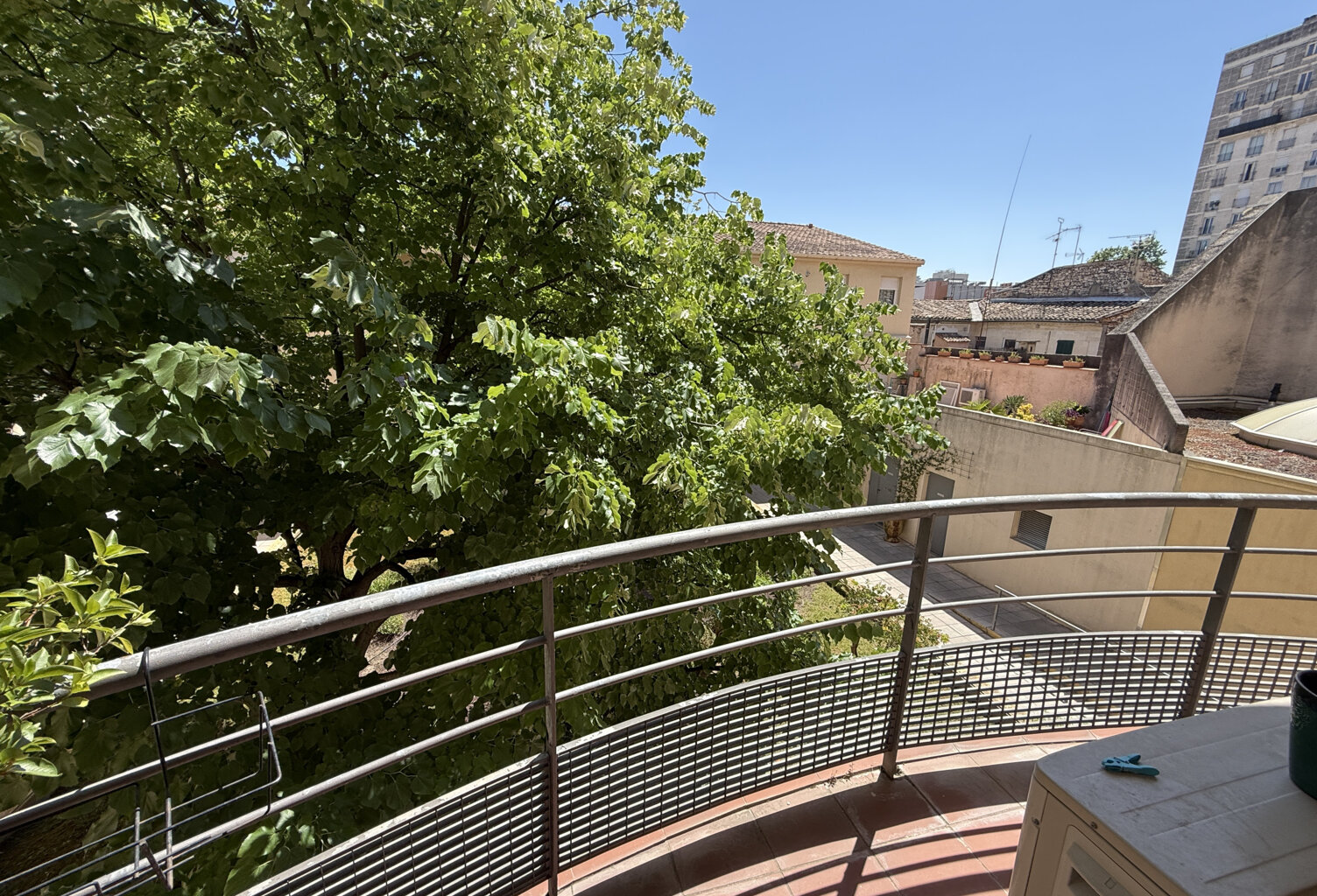 Jean Jaures P2 de 56,17 m2  avec balcon 1er etage avec Ascen — photo 1