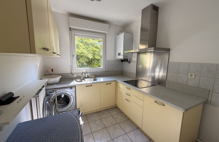 Jean Jaures P2 de 56,17 m2  avec balcon 1er etage avec Ascen — photo 4